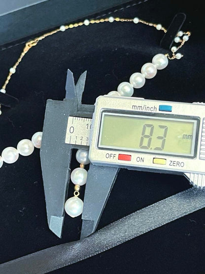 Akodya Pearl Necklace K18 with 18 large pearls and 20 baby pearls, 42 cm length