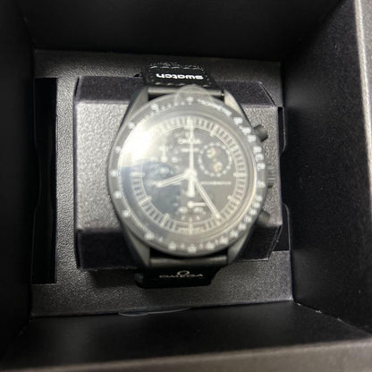 swatch MOONswatch スヌーピー Quartz Men's — Japanese