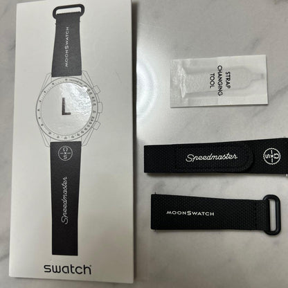 swatch MOONswatch スヌーピー Quartz Men's — Japanese