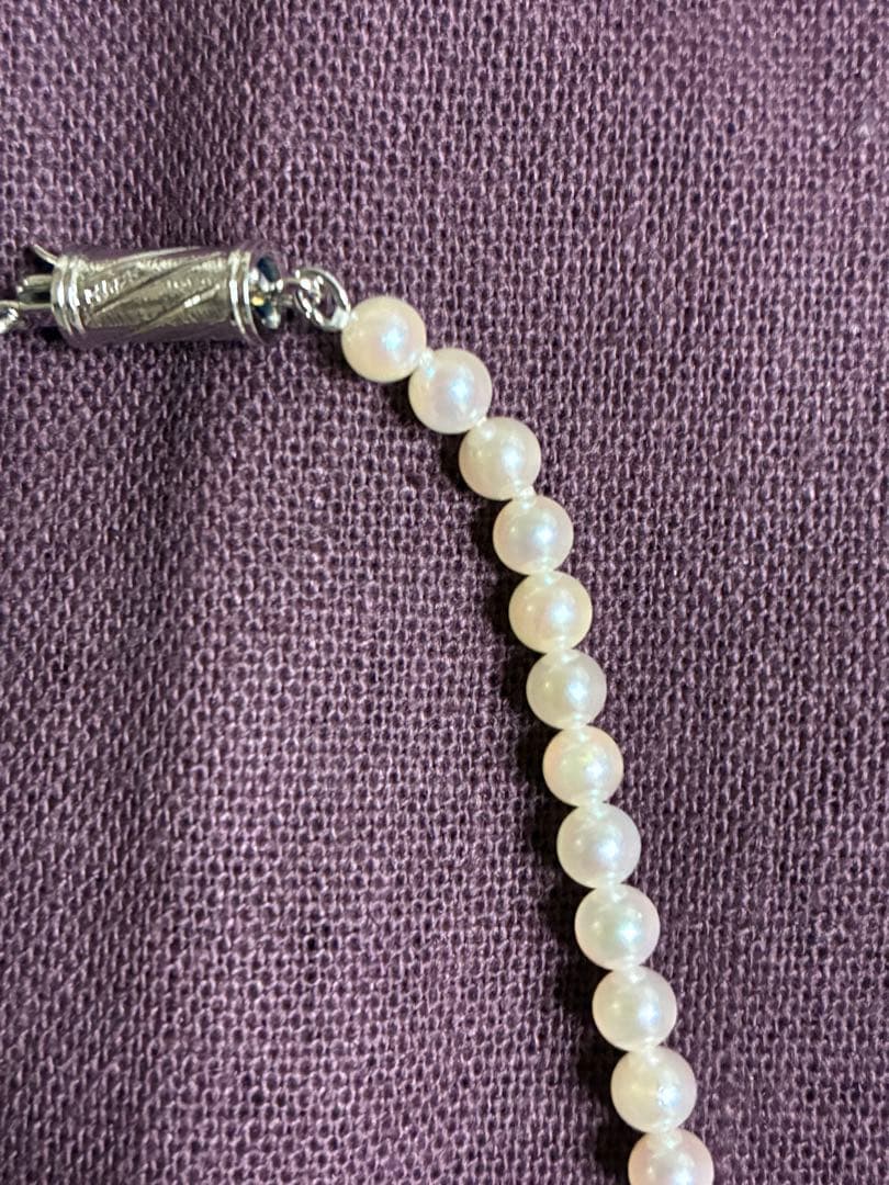 Akoya pearl necklace with 4.5mm baby pearls in white pink tones and SV925 clasp