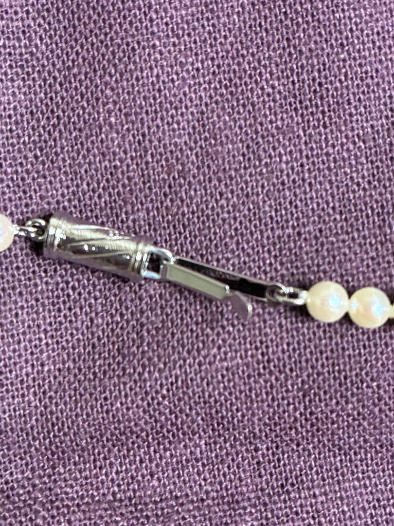 Akoya pearl necklace with 4.5mm baby pearls in white pink tones and SV925 clasp