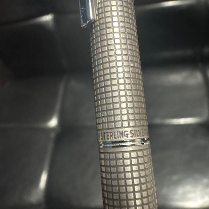 Vintage PILOT sterling silver ballpoint pen featuring Chidori pattern and knock mechanism
