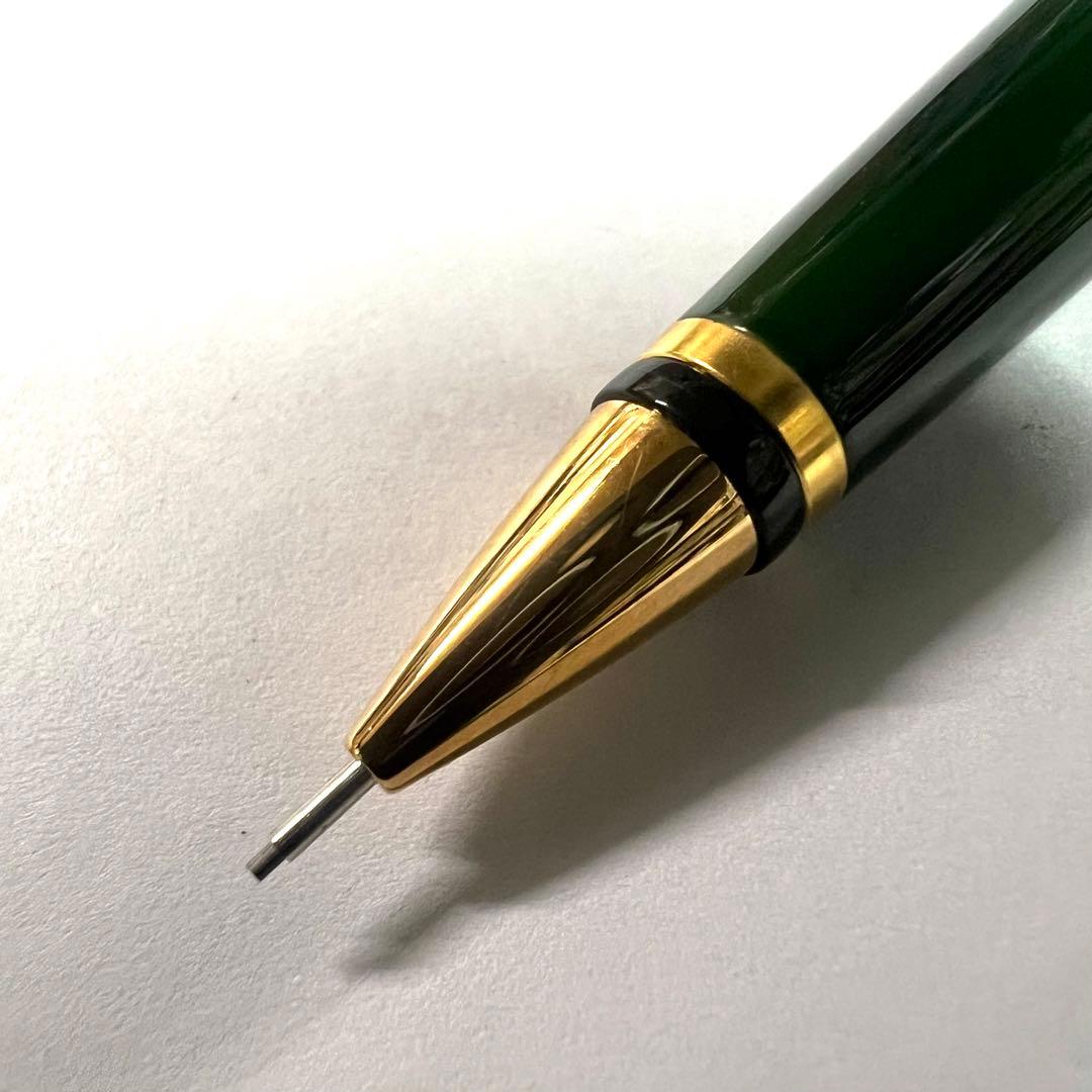 WATERMAN Preface Green Escipist 17 mechanical pencil with green marble pattern and 0.5 mm lead