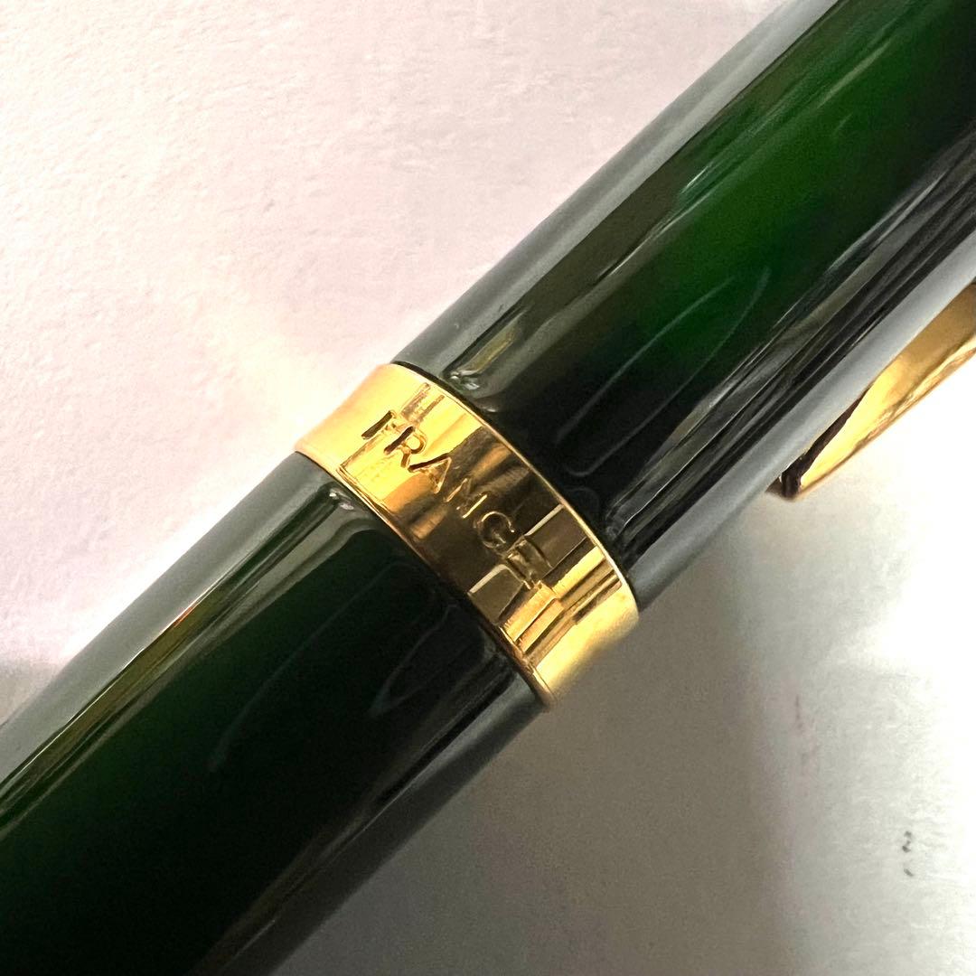 WATERMAN Preface Green Escipist 17 mechanical pencil with green marble pattern and 0.5 mm lead