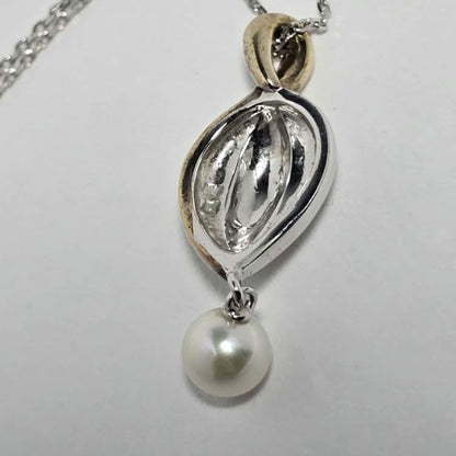 Mikimoto Pearl Necklace with SV925 silver chain and elegant pendant, 40 cm length