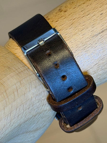 TIMEX B&Y/Timex/Limited/Collaboration/With-Horween-Leather/Box-Dated Analog Men's Watch — Japanese