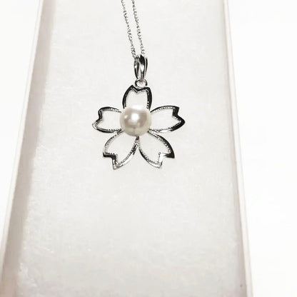 Cherry Blossom pendant necklace with pink Akoya pearl on a 40cm silver chain