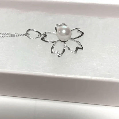 Cherry Blossom pendant necklace with pink Akoya pearl on a 40cm silver chain