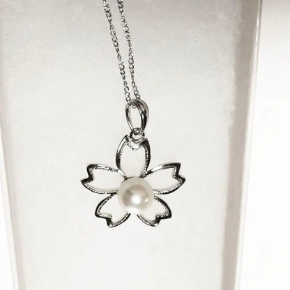 Cherry Blossom pendant necklace with pink Akoya pearl on a 40cm silver chain