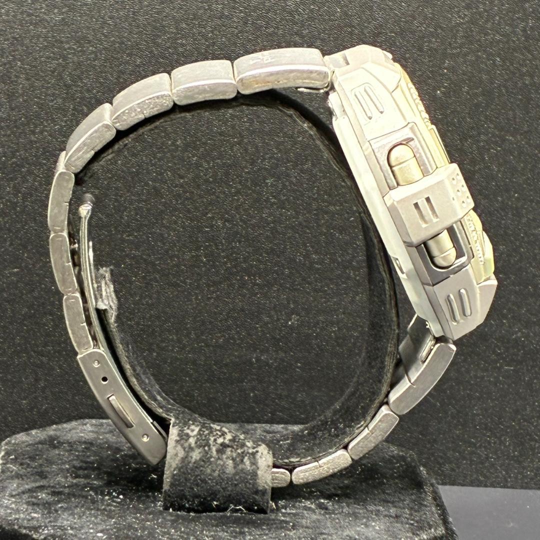 CASIO VIVCEL Quartz Men's Watch — Japanese