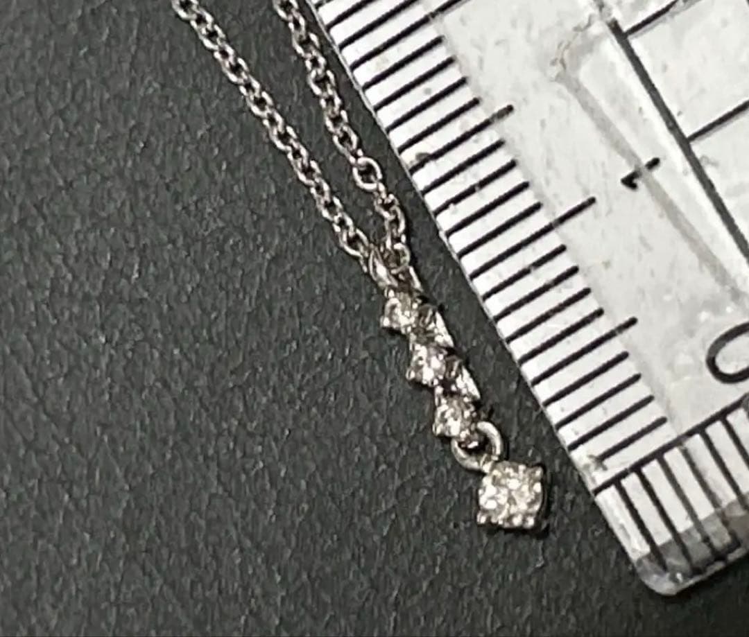 Tasaki pearl diamond silver necklace with 38 cm length, 3.5 cm adjuster, and diamond pendant at the tip