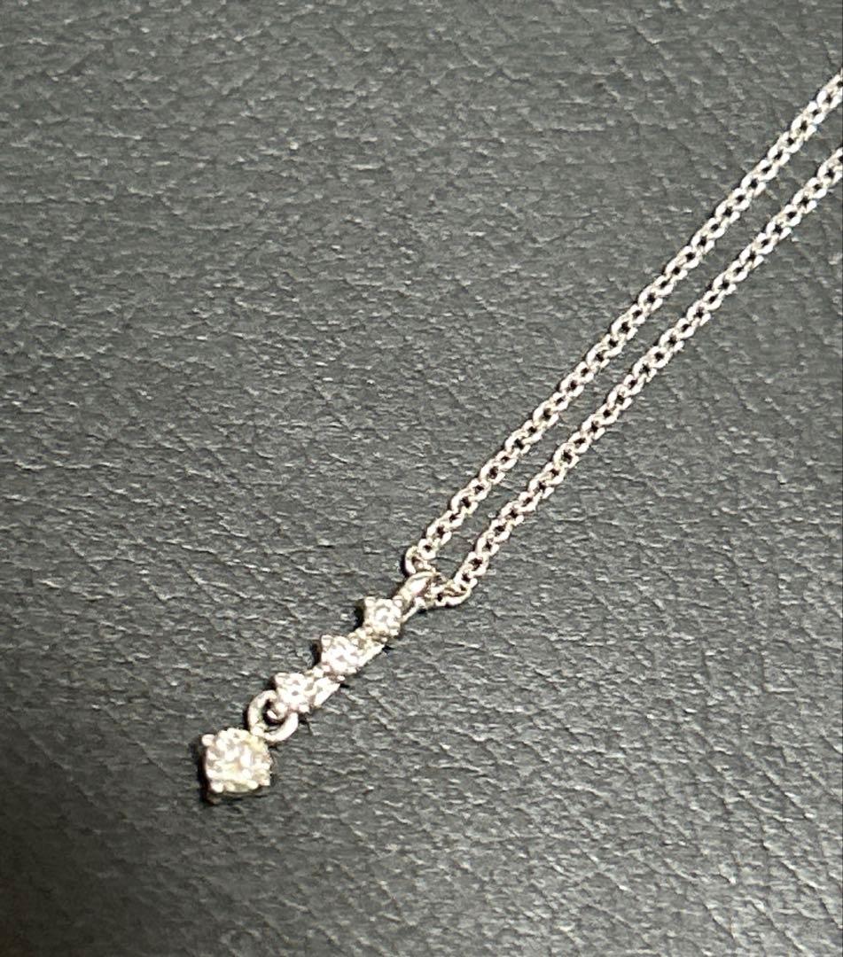 Tasaki pearl diamond silver necklace with 38 cm length, 3.5 cm adjuster, and diamond pendant at the tip
