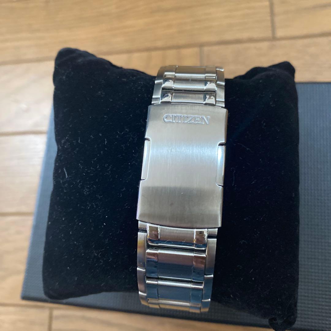 Citizen E610 Solar Men's Watch — Japanese