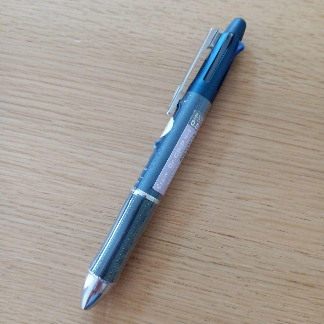 Pilot Dr. Grip 4+1 multifunction pen in blue and black with four ink colors and a mechanical pencil