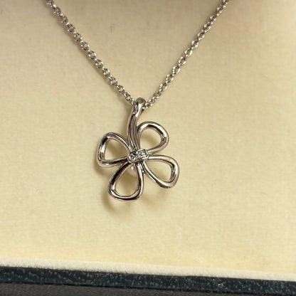 TASAKI Kuro Clover Pearl Necklace in silver with clover design and 4mm pearl on 38cm chain