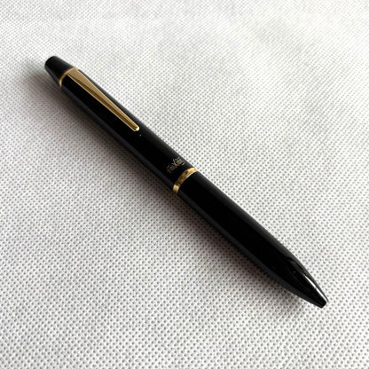 Pilot Frixion Ball 3 Biz multicolor pen with black, red, blue inks and gold-black body