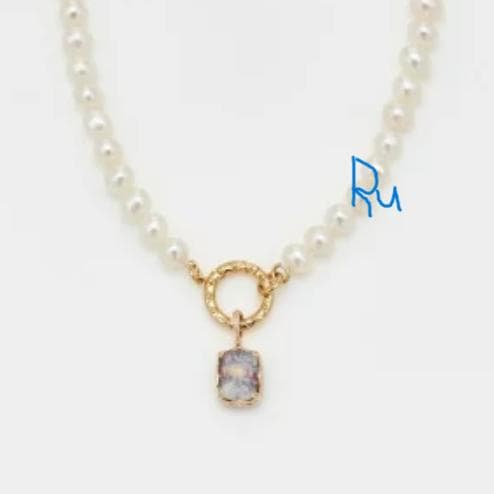 Agete Classic Pearl Clicker Necklace in gold-plated silver featuring pearl and spring sunlight design