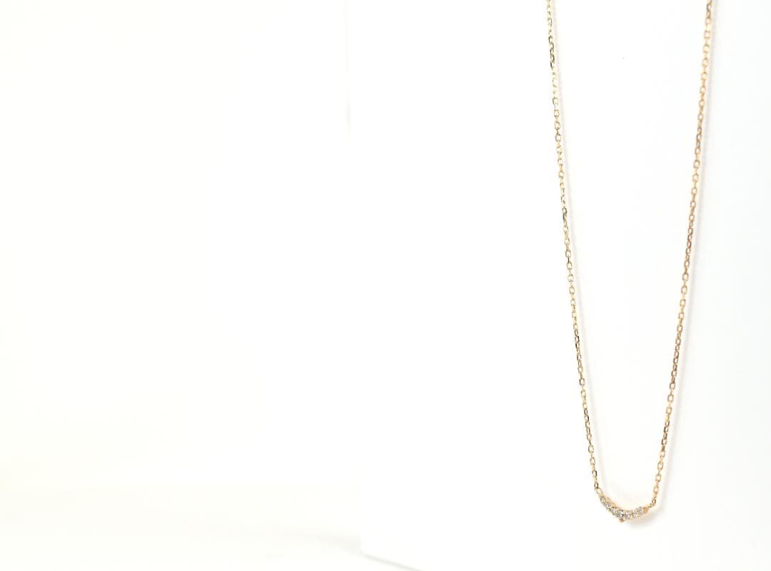 Law agete yellow gold diamond necklace 40 cm length with adjustable chain and delicate diamond pendant