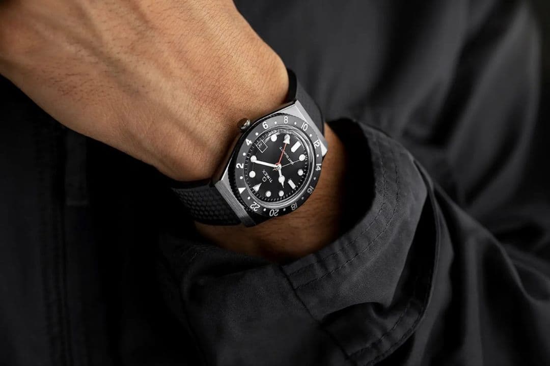 TIMEX TW2V38200 Quartz Men's Watch — Japanese