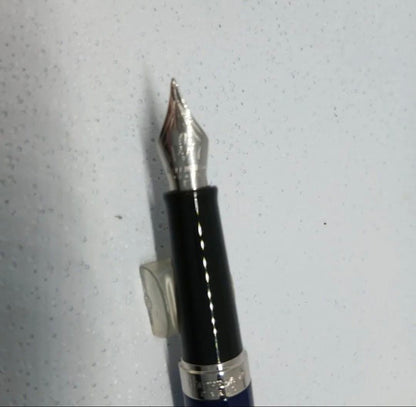 Waterman Metropolitan Fountain Pen in blue with stainless steel nib on white background