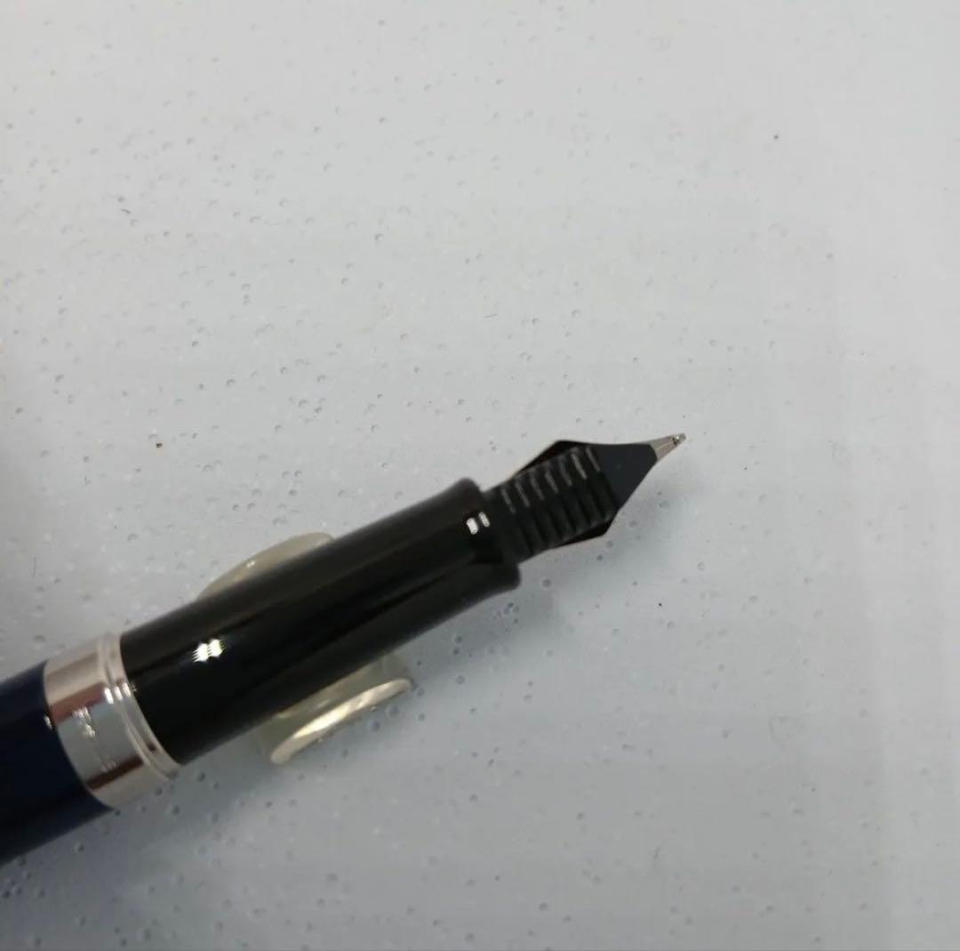 Waterman Metropolitan Fountain Pen in blue with stainless steel nib on white background