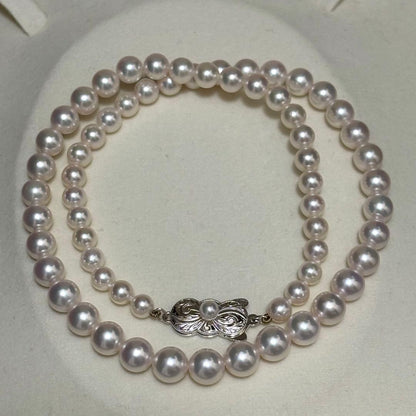 Mikimoto Akoya pearl necklace featuring pearls sized 5.1-7.3 mm with 41.5 cm length