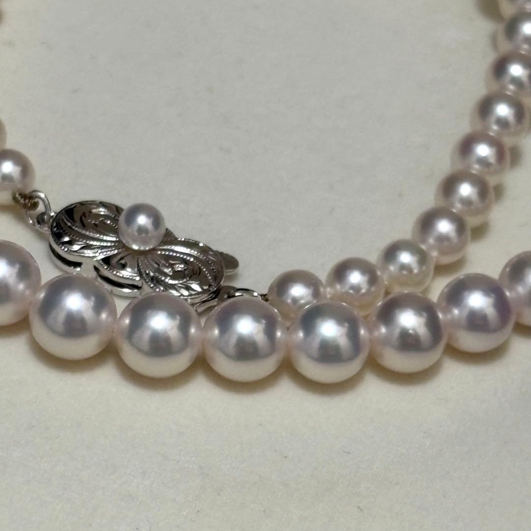 Mikimoto Akoya pearl necklace featuring pearls sized 5.1-7.3 mm with 41.5 cm length