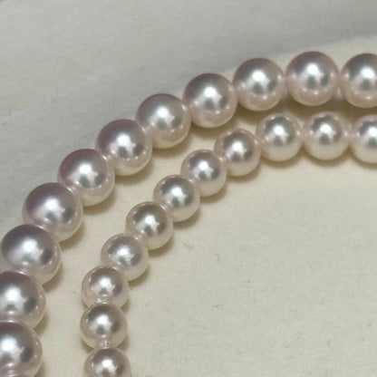Mikimoto Akoya pearl necklace featuring pearls sized 5.1-7.3 mm with 41.5 cm length
