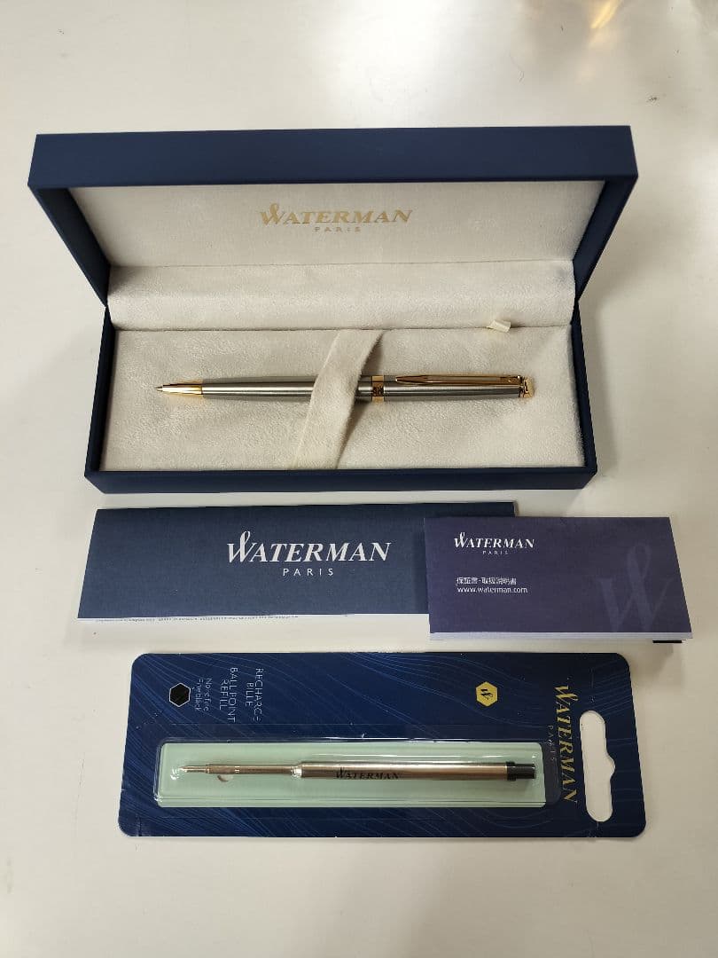 WATERMAN ballpoint pen main body in silver and gold with dedicated case and genuine refill displayed