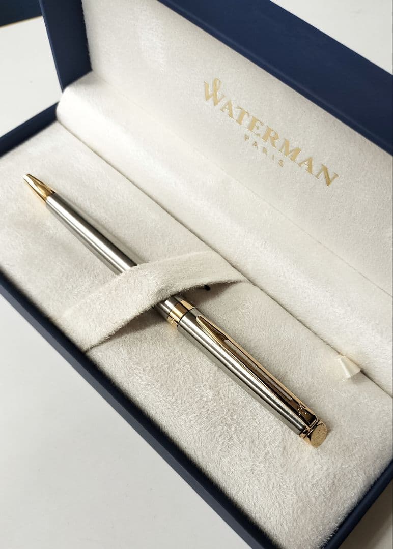 WATERMAN ballpoint pen main body in silver and gold with dedicated case and genuine refill displayed
