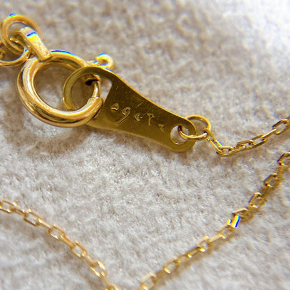 Agete K18 gold necklace with a 0.05ct diamond pendant on a delicate chain