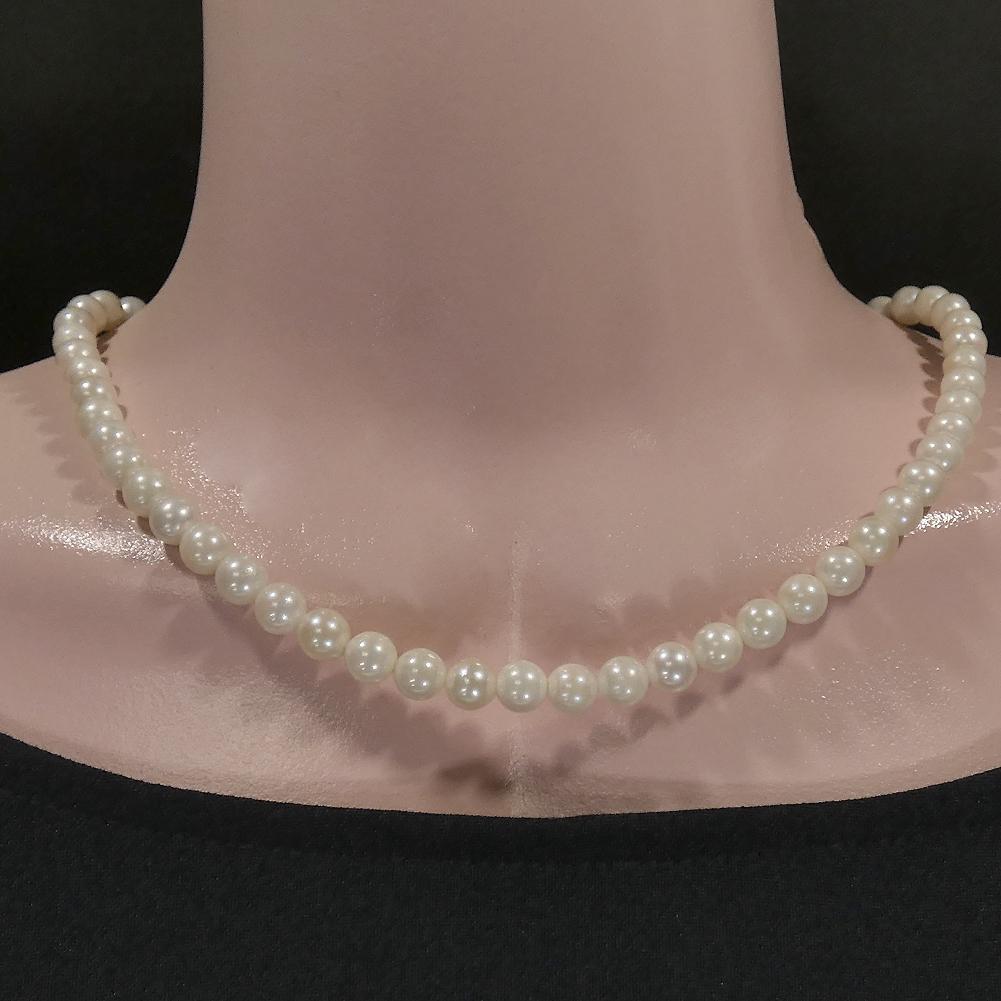 Akoya real pearl necklace with 6.0-6.5mm pearls and 42cm (16.5 in) length displayed on white background