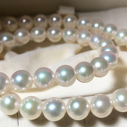 New Aura Hanadama Grade Akoya Pearl Necklace with white 6.5-7.0mm pearls and silver engraved clasp, 42.5 cm length