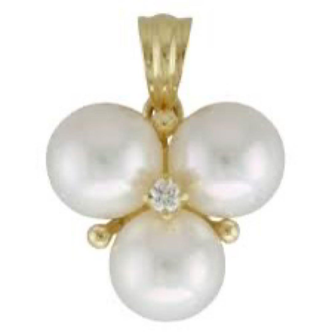 MIKIMOTO necklace with three Akoya pearls and one diamond set in 18K yellow gold with 38cm chain