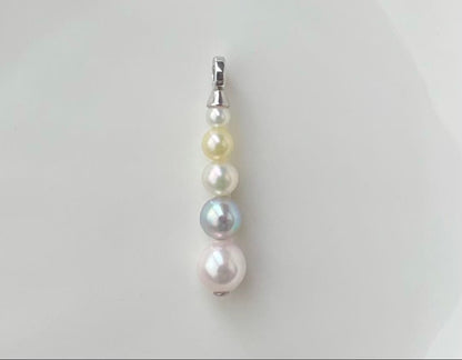 Akoya pearl pendant with five pearls in multiple colors on S925 silver setting