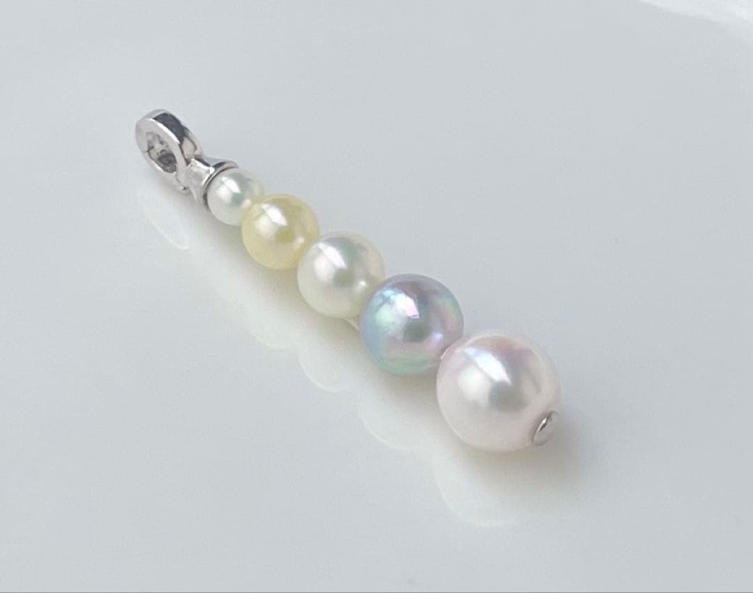 Akoya pearl pendant with five pearls in multiple colors on S925 silver setting