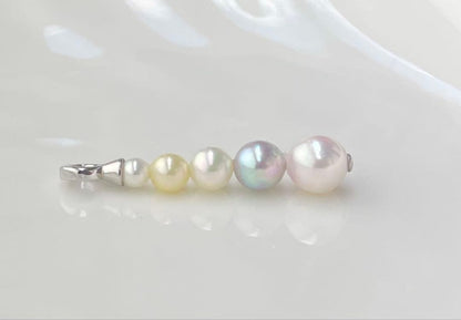 Akoya pearl pendant with five pearls in multiple colors on S925 silver setting