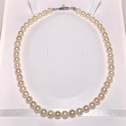 Akoya pearl semi-baroque necklace 7.0-7.4mm white pearls on silver chain length 39.1 cm