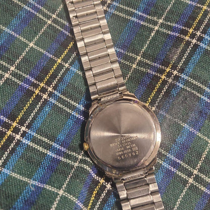 SEIKO V701-2550 Quartz Men's Watch — Japanese