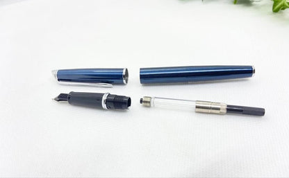WATERMAN Metropolitan Hemisphaer fountain pen with black and silver body shown uncapped