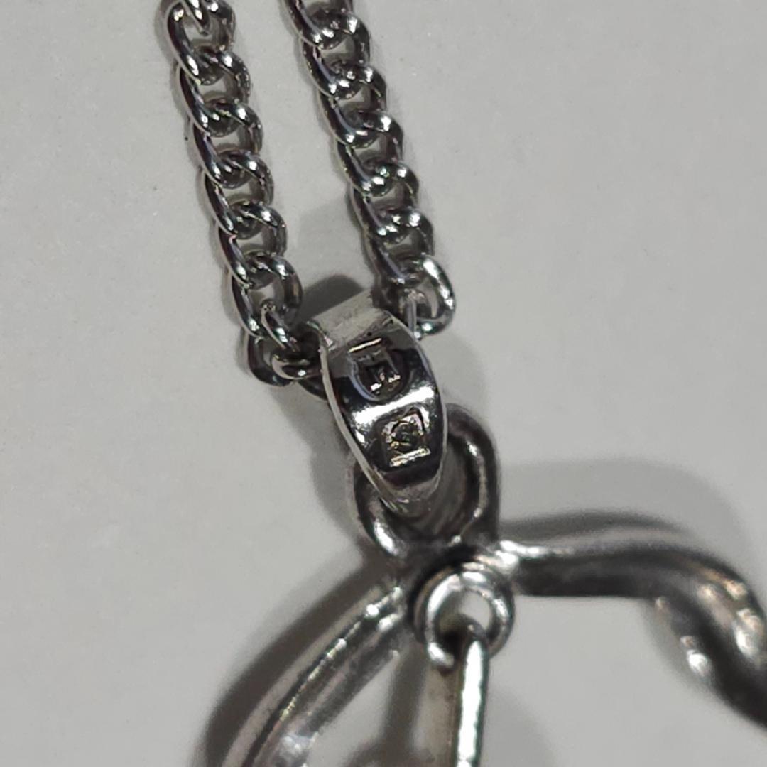 1367 Mikimoto Pearl Necklace with 7mm pearls on 42cm silver chain