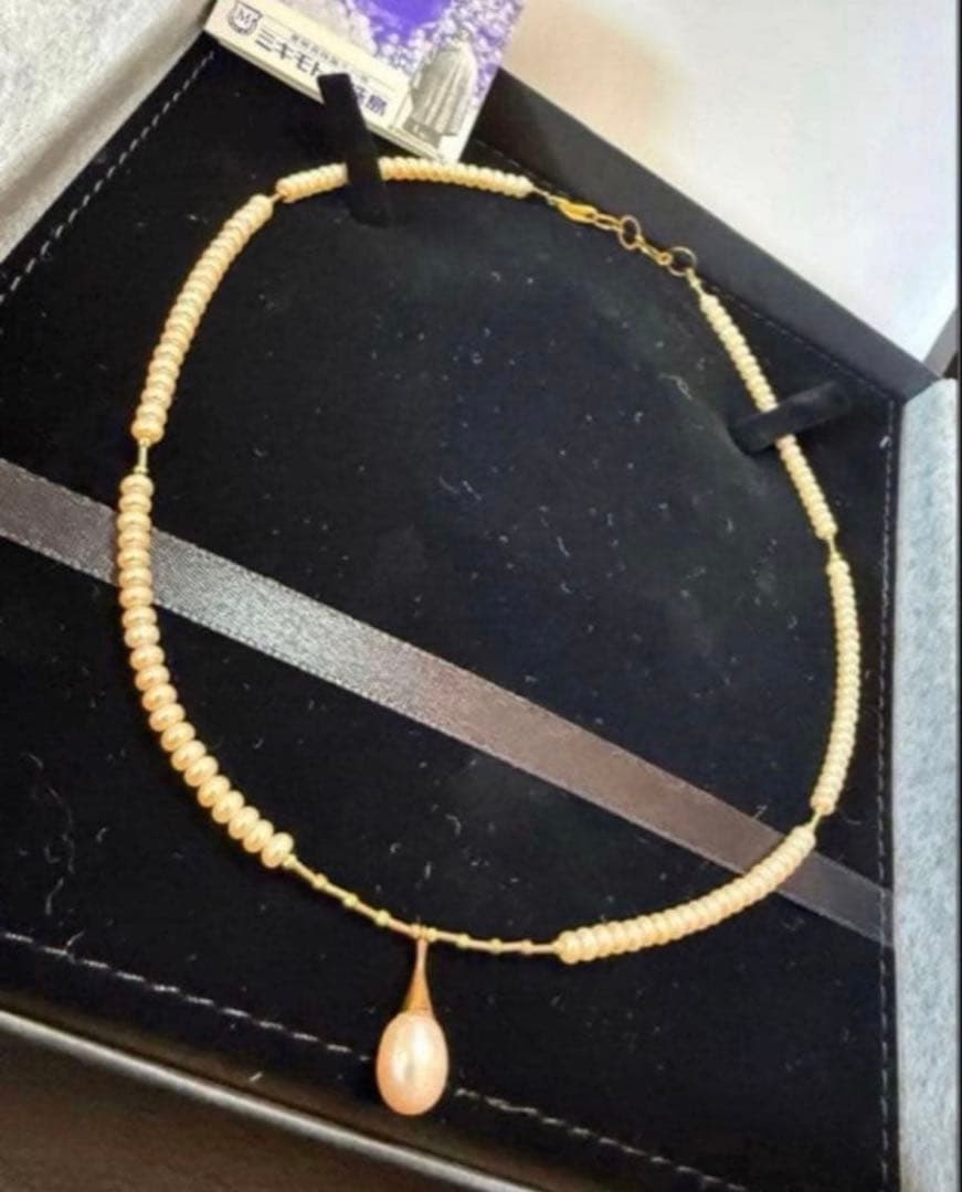 Mikimoto pearl necklace choker with K18 gold, displayed with certificate and box