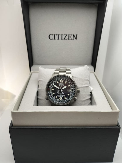 Citizen H411 Solar Men's Watch — Japanese