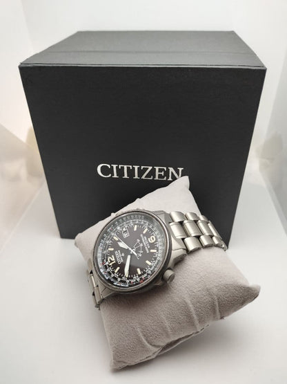 Citizen H411 Solar Men's Watch — Japanese