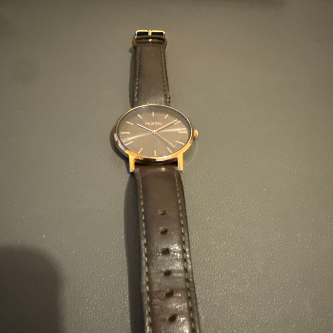 NIXON Leather Gray/Gold Men's Watch — Japanese