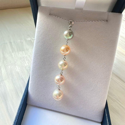 Silver 925 necklace with 5 multi-color Akoya pearls and a 7cm pendant on a 40cm chain