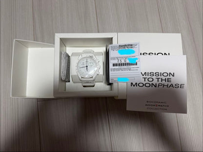 swatch MOONSWATCH SNOOPY Quartz Men's — Japanese