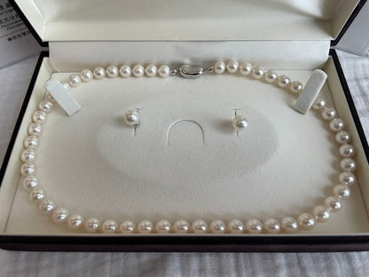 Akoya Pearl Aurora Hanadama necklace with 7.7mm pearls and matching 14k white gold earrings