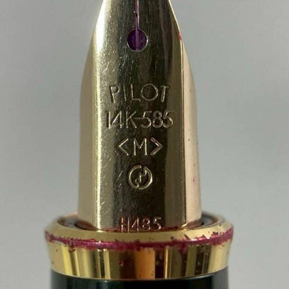 K14PILOT Pilot K14 Fountain Pen 585 Metal with 13.4cm vertical size and 1.2cm horizontal size