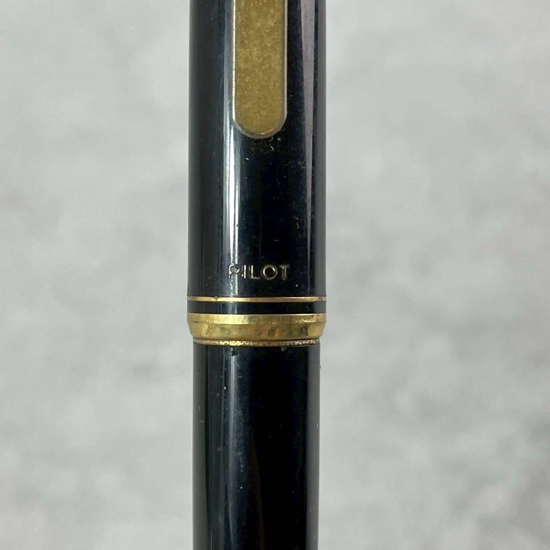 K14PILOT Pilot K14 Fountain Pen 585 Metal with 13.4cm vertical size and 1.2cm horizontal size